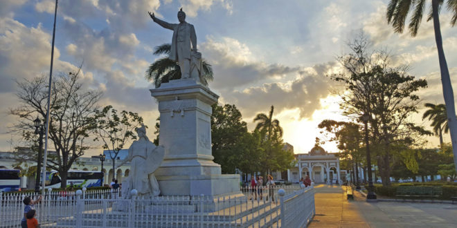 Denkmal des Jose Marti in Cienfuegos, Kuba
